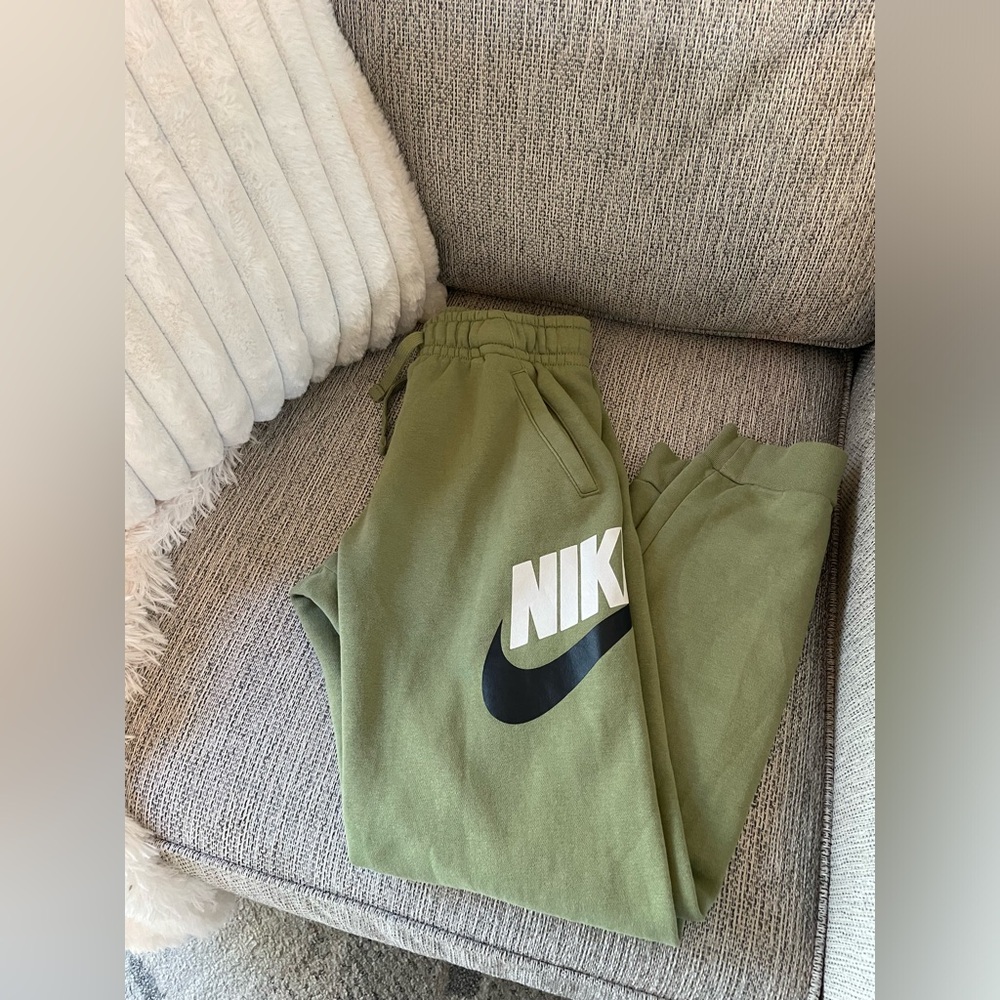 Nike sweat pants